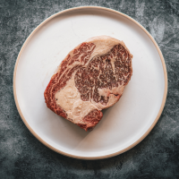 Wagyu-F1 Rib-Eye (20% RABATT / kürzeres Mhd.)